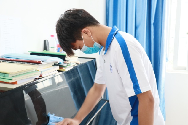 说明: E:\3图片资料\20201028入党积极分子劳动教育\微信图片_20201029083353.jpg