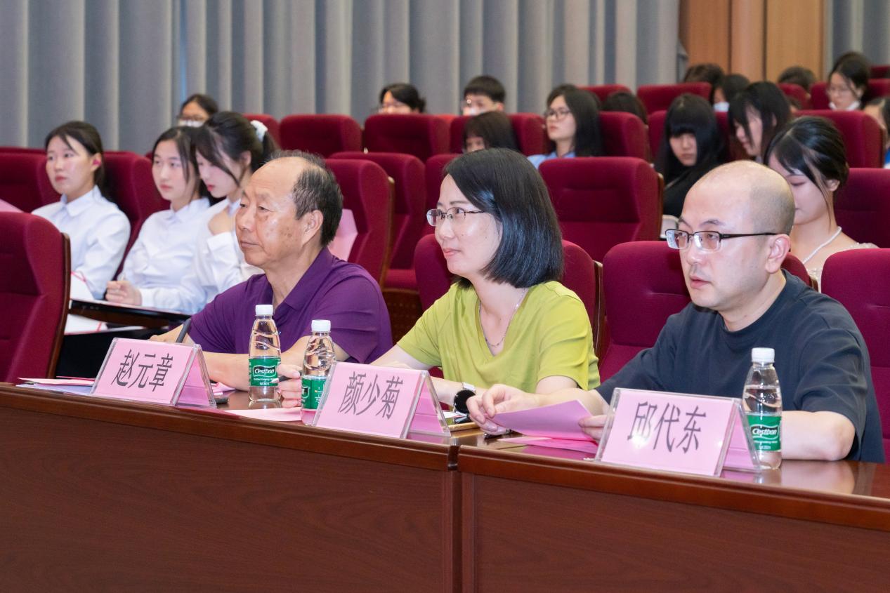 说明: 说明: _FUY1399